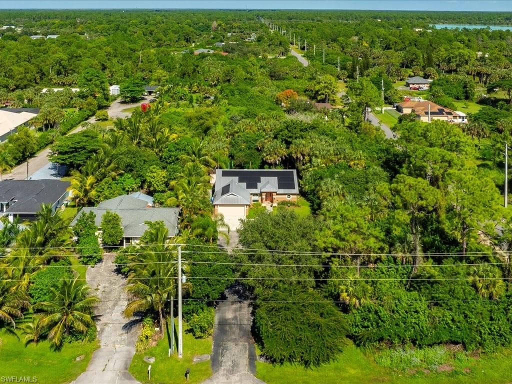 921 16th Ave SW, Naples, FL 34117-21