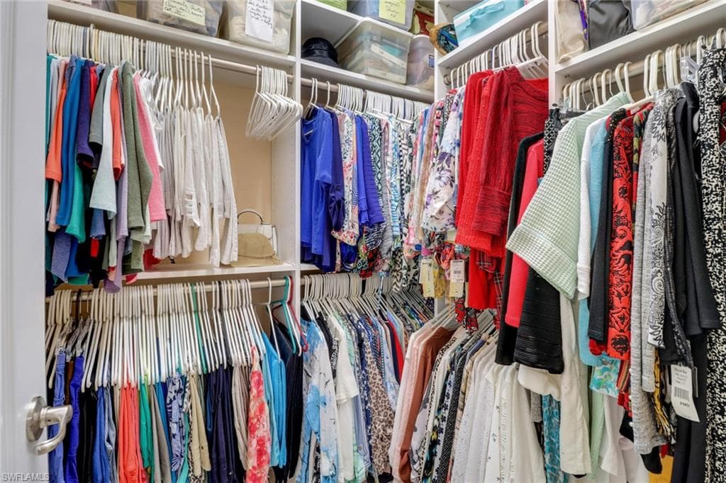 10276 Livorno Dr, Fort Myers, FL 33913-19