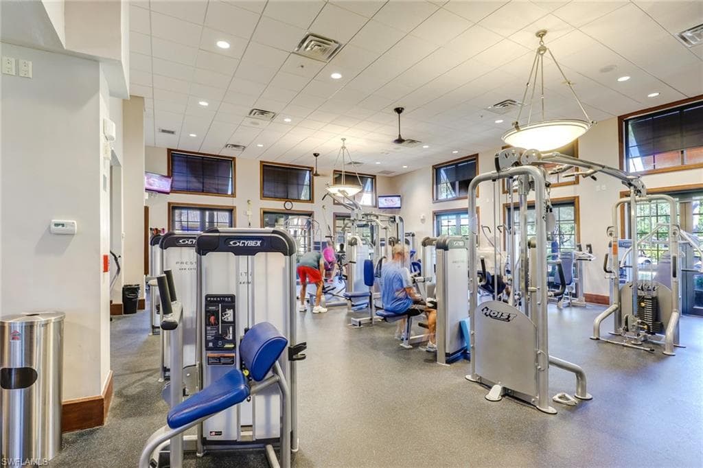 10276 Livorno Dr, Fort Myers, FL 33913-37