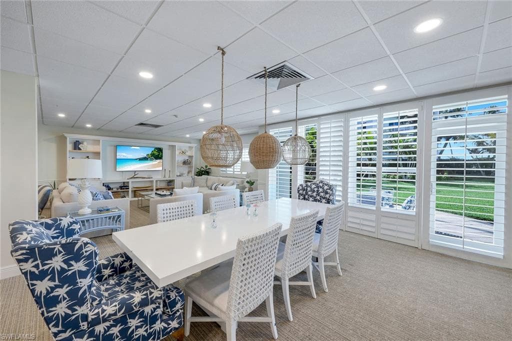 220 Seaview Ct Phc, Marco Island, FL 34145-38