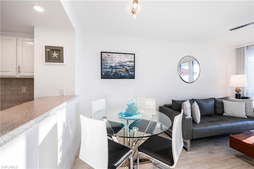 180 Seaview Ct Ph 1203, Marco Island, FL 34145-8