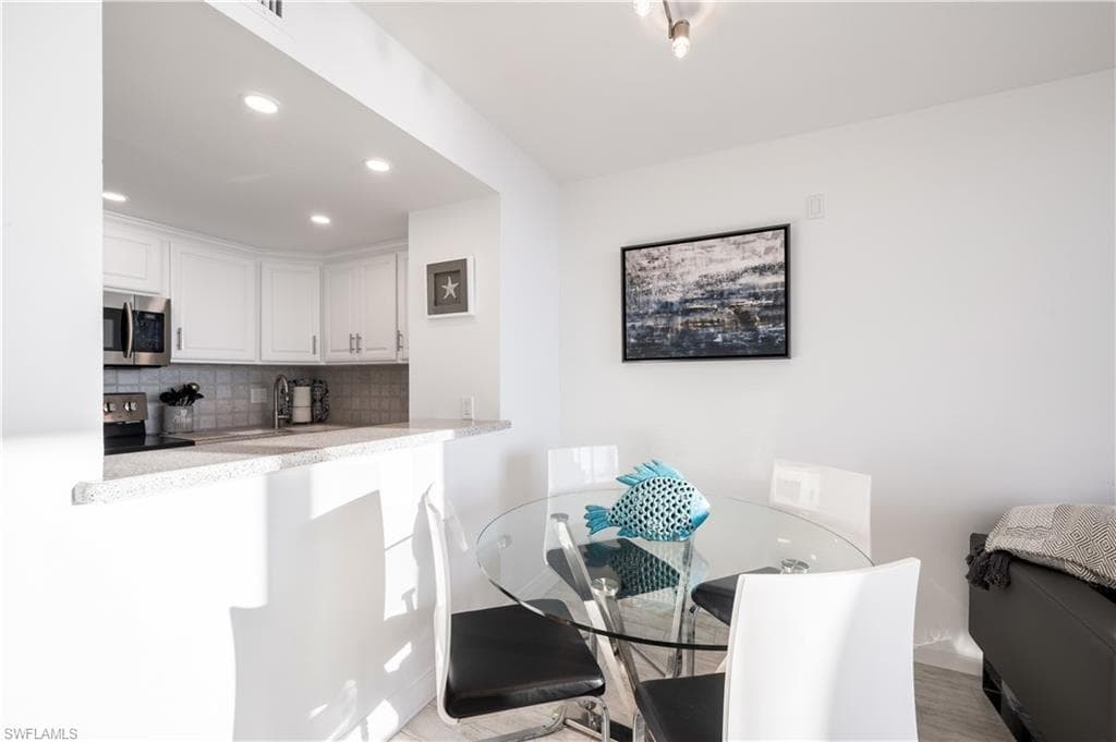 180 Seaview Ct Ph 1203, Marco Island, FL 34145-9