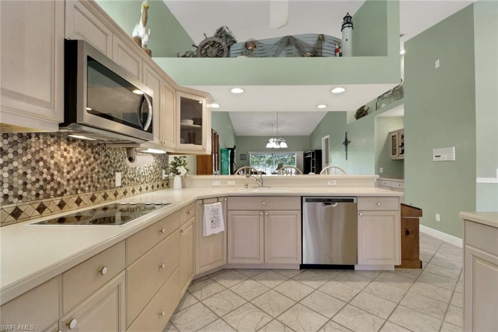 2375 Hidden Lake Dr 4404, Naples, FL 34112-5