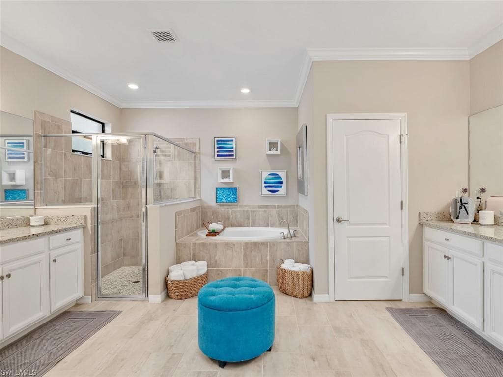 19808 Beverly Park Rd, Estero, FL 33928-21