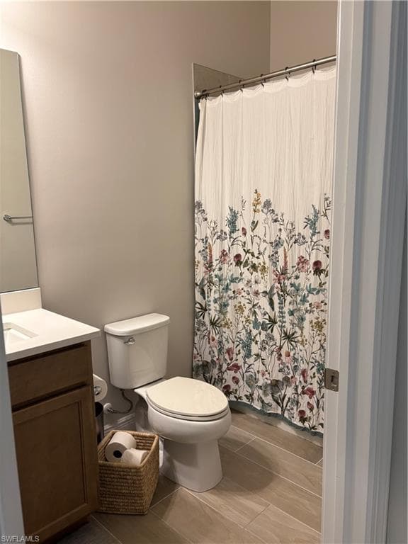 9095 Saint Lucia Dr, Naples, fl 34114-17