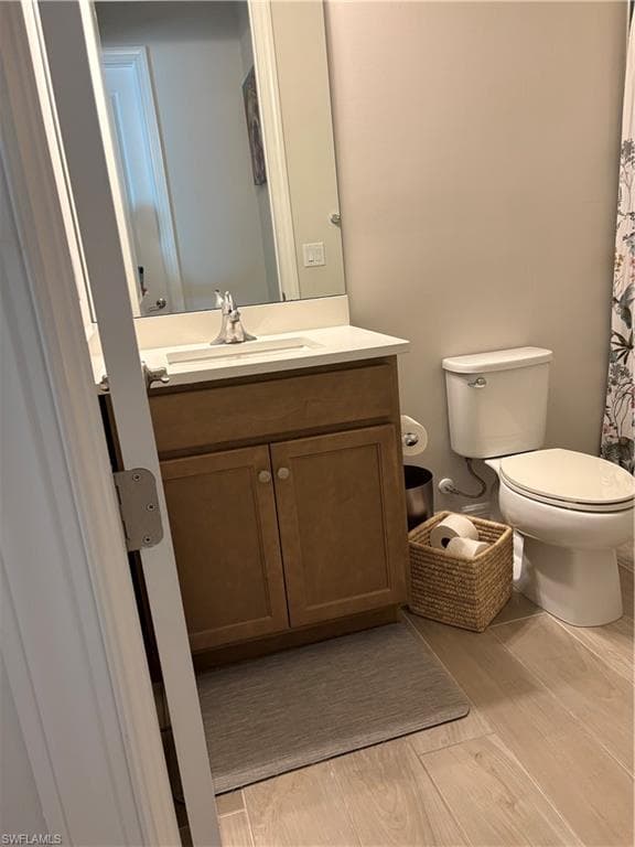 9095 Saint Lucia Dr, Naples, fl 34114-18