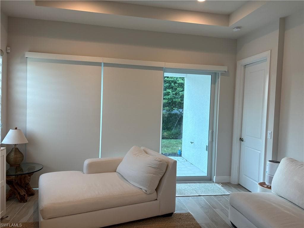 9095 Saint Lucia Dr, Naples, fl 34114-5