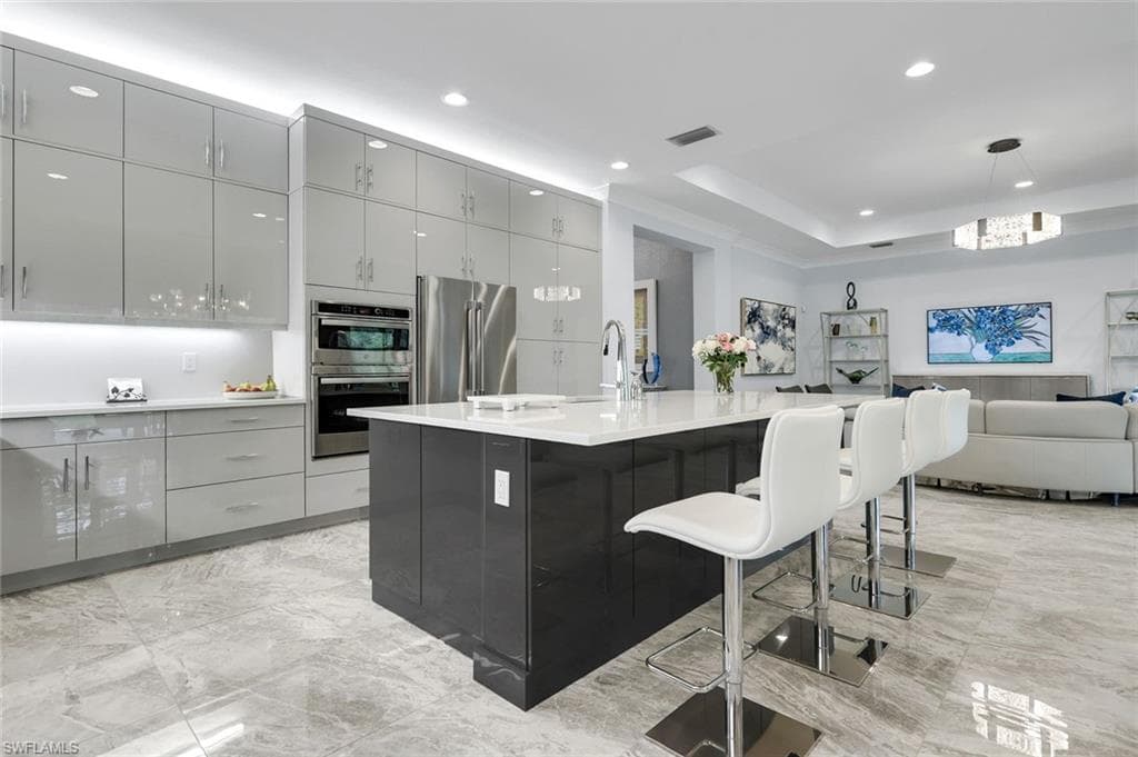 12033 Azalea Way, Naples, FL 34120-8