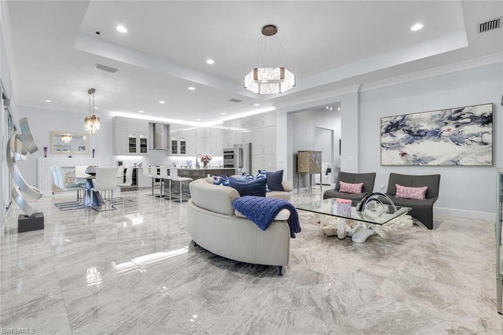 12033 Azalea Way, Naples, FL 34120-5