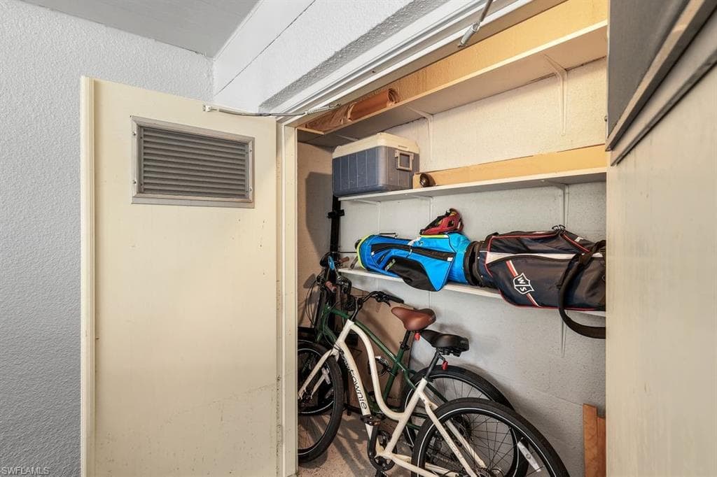 355 Park Shore Dr 1-134, Naples, FL 34103-24