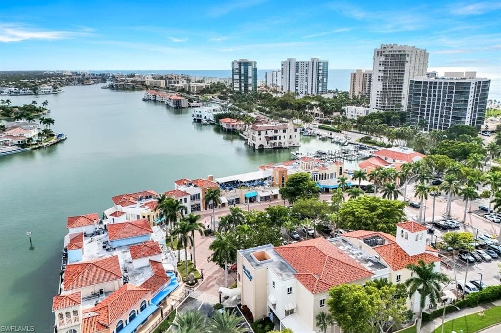 355 Park Shore Dr 1-134, Naples, FL 34103-28