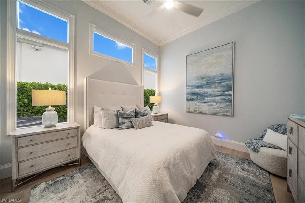 470 17th Ave S, Naples, FL 34102-26