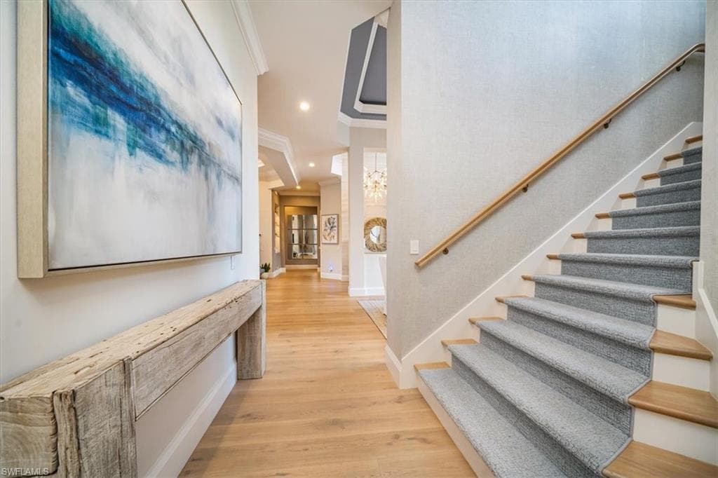 470 17th Ave S, Naples, FL 34102-29