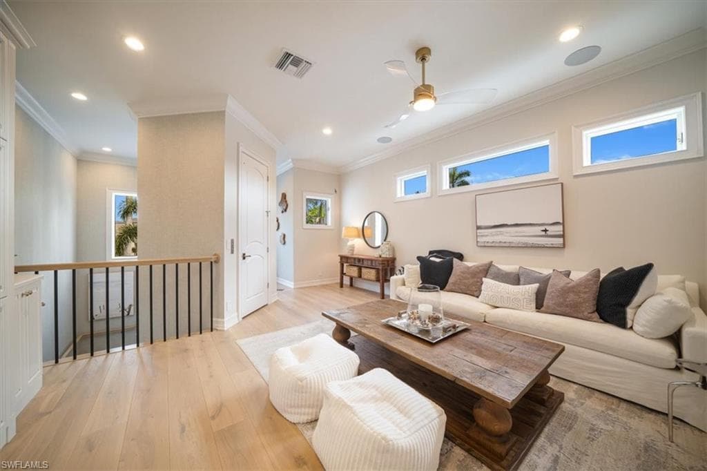 470 17th Ave S, Naples, FL 34102-30