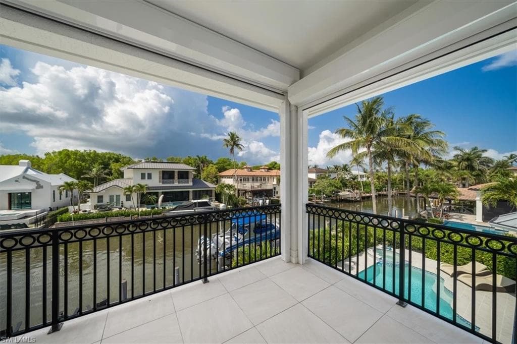 470 17th Ave S, Naples, FL 34102-31