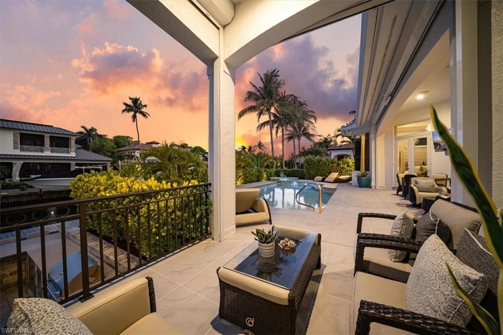 470 17th Ave S, Naples, FL 34102-36