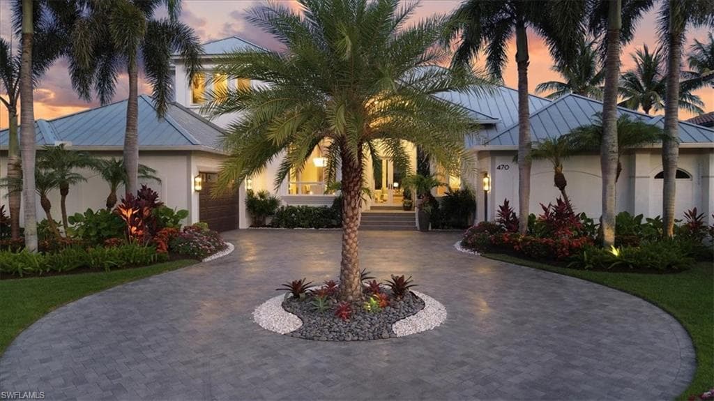 470 17th Ave S, Naples, FL 34102-40