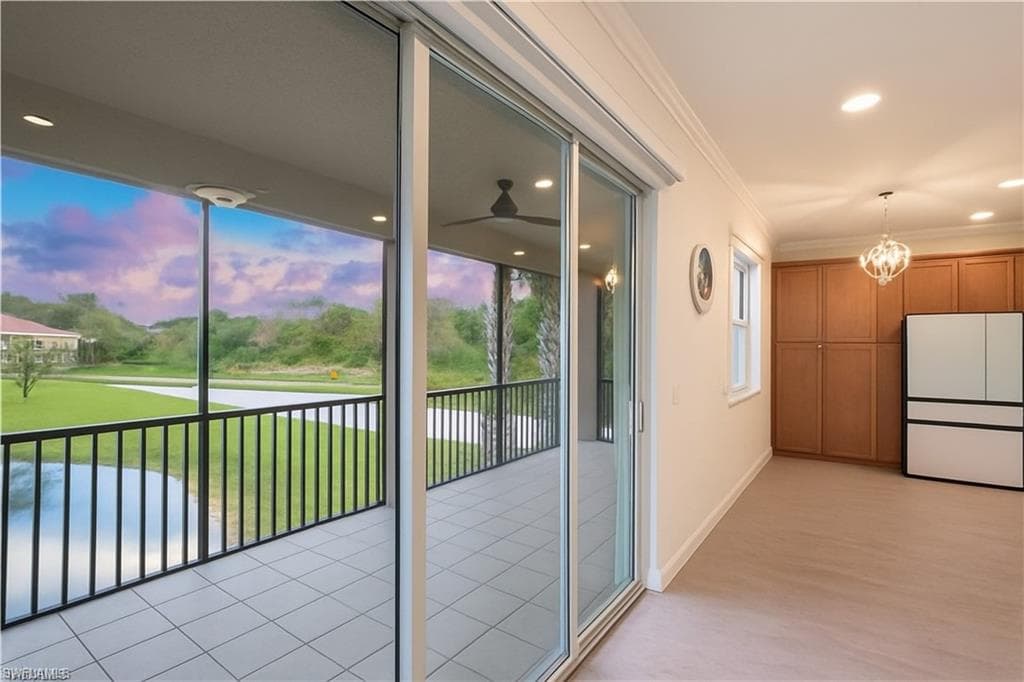 6533 Monterey Pt 204, Naples, FL 34105-21