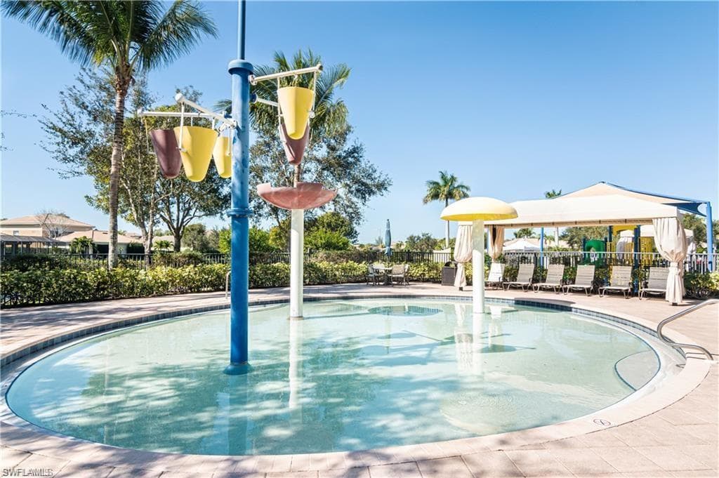 6533 Monterey Pt 204, Naples, FL 34105-29