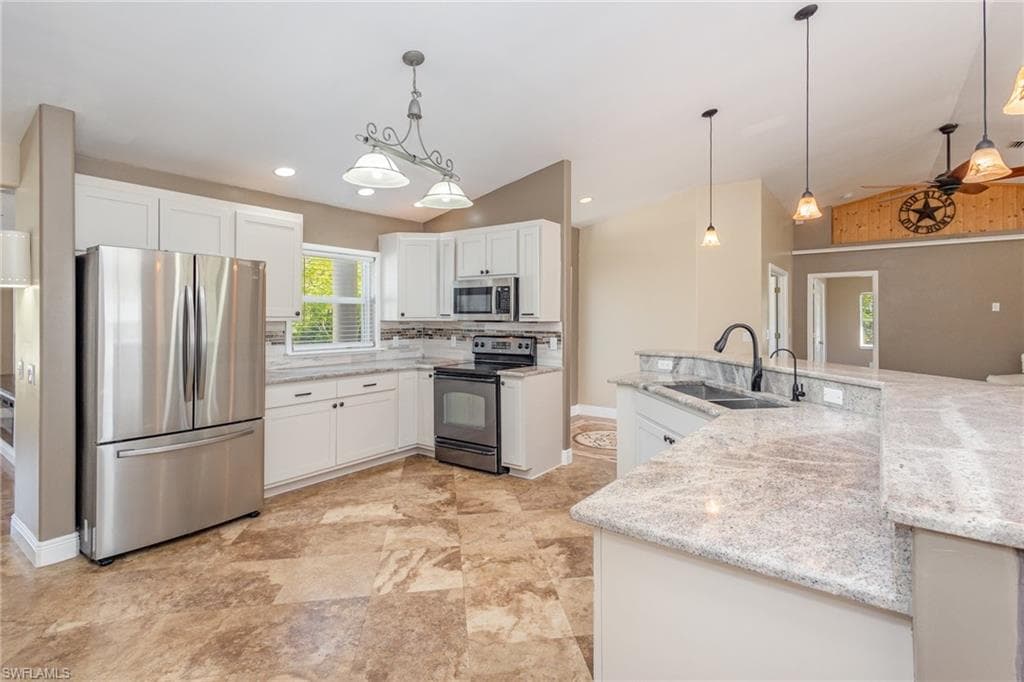 5031 Sunset Rd, Lehigh Acres, FL 33971-8