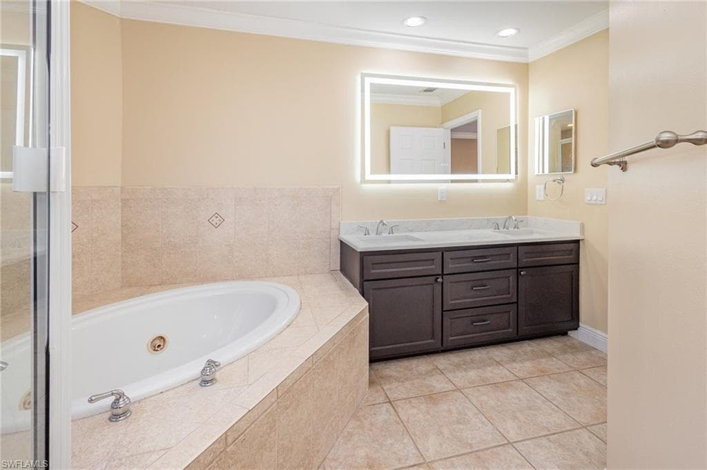 5031 Sunset Rd, Lehigh Acres, FL 33971-19