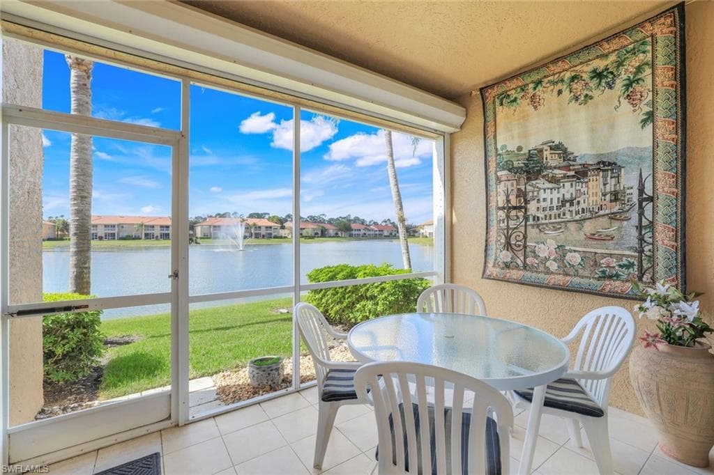 6930 Huntington Lakes Cir 102, Naples, FL 34119-23