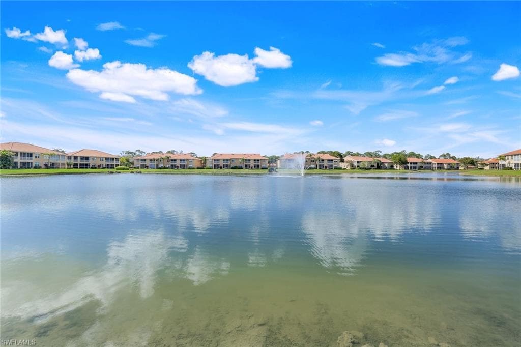 6930 Huntington Lakes Cir 102, Naples, FL 34119-24