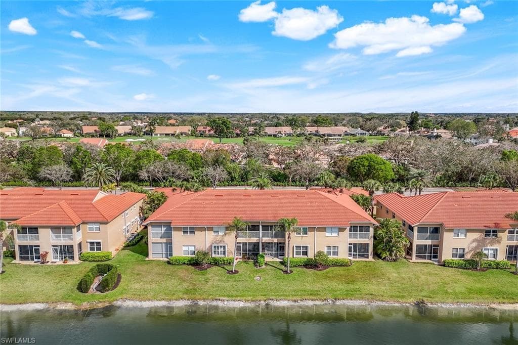 6930 Huntington Lakes Cir 102, Naples, FL 34119-28