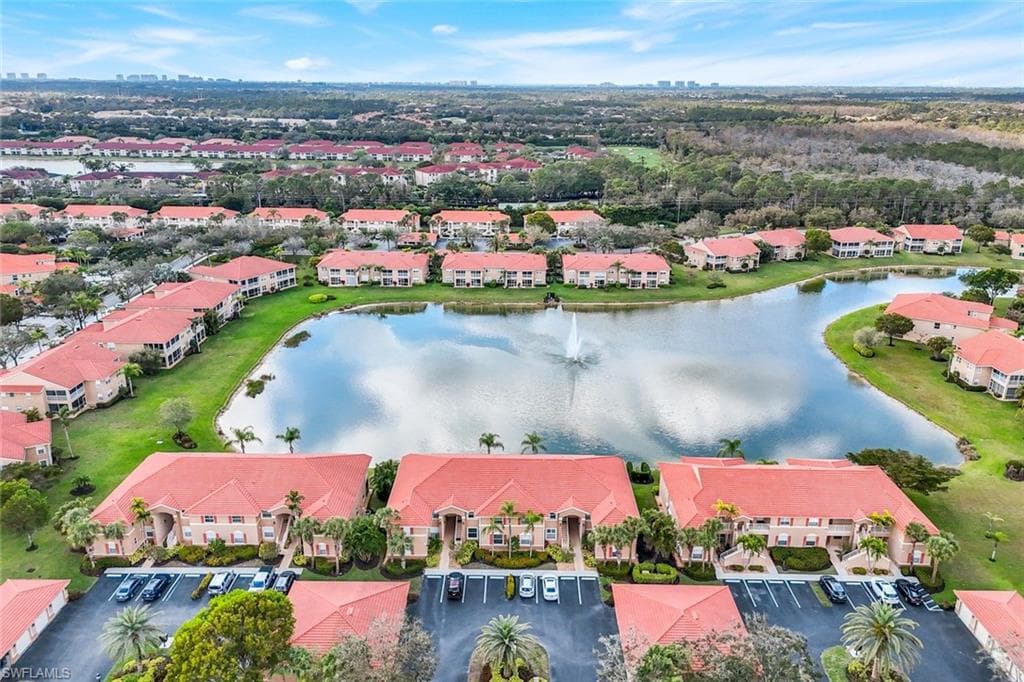 6930 Huntington Lakes Cir 102, Naples, FL 34119-30