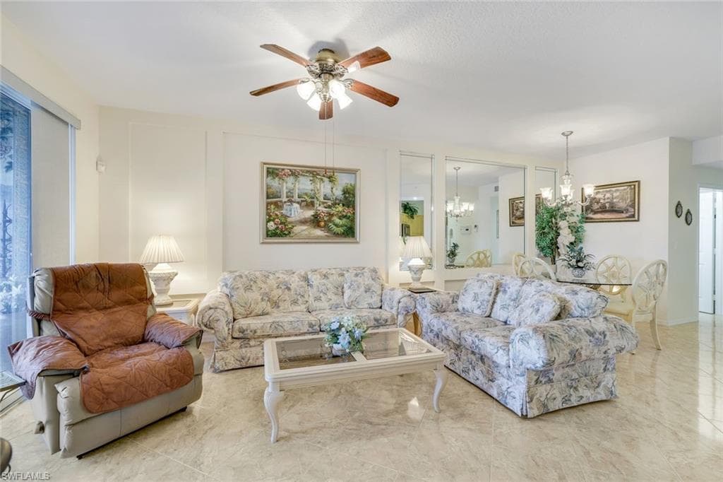 6930 Huntington Lakes Cir 102, Naples, FL 34119-6