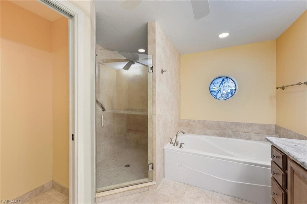 2165 Paget Cir 1, Naples, FL 34112-24