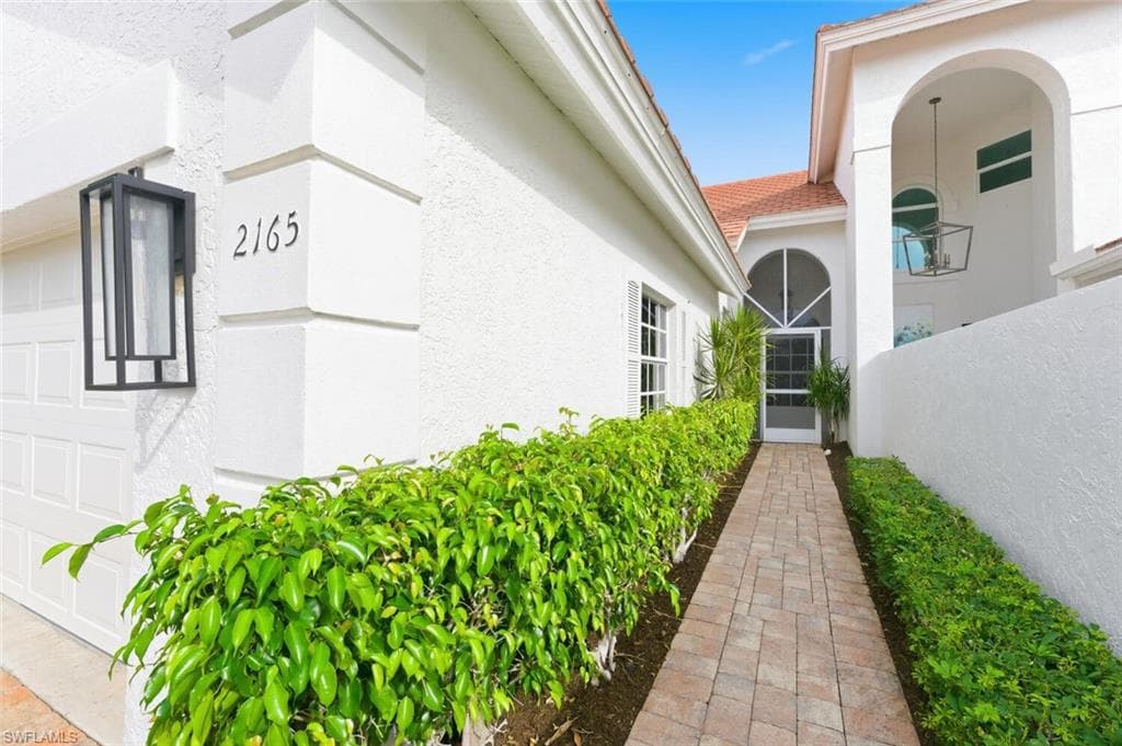 2165 Paget Cir 1, Naples, FL 34112-3