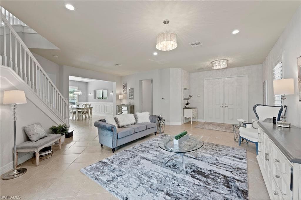 3082 Hudson Ter, Naples, FL 34119-13