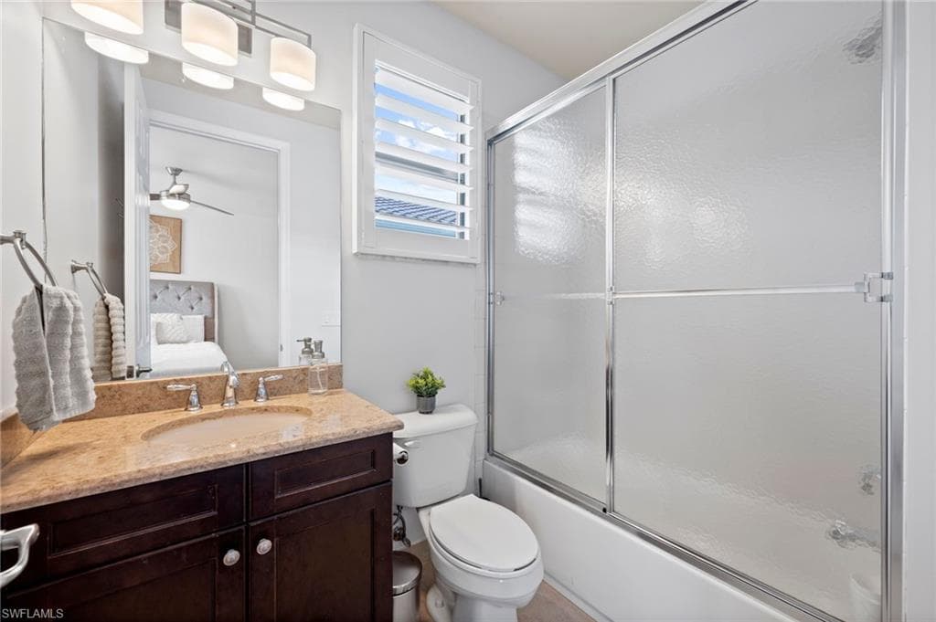 3082 Hudson Ter, Naples, FL 34119-35