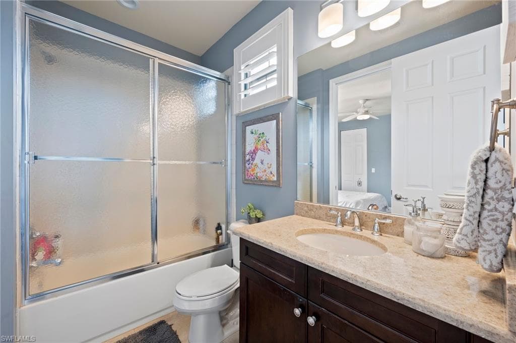 3082 Hudson Ter, Naples, FL 34119-40