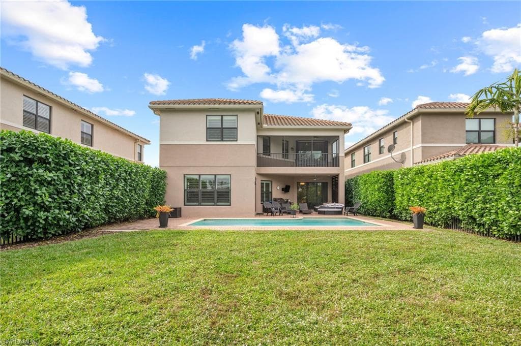 3082 Hudson Ter, Naples, FL 34119-47