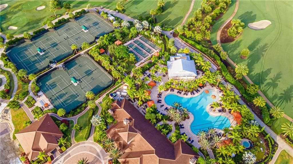 9389 Pocida Ct 202, Naples, FL 34119-29