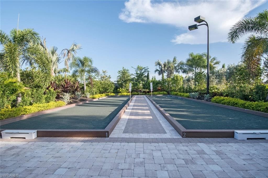 9389 Pocida Ct 202, Naples, FL 34119-33