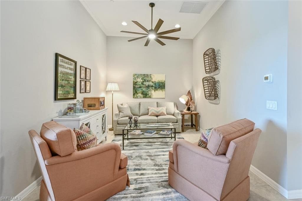 9389 Pocida Ct 202, Naples, FL 34119-7