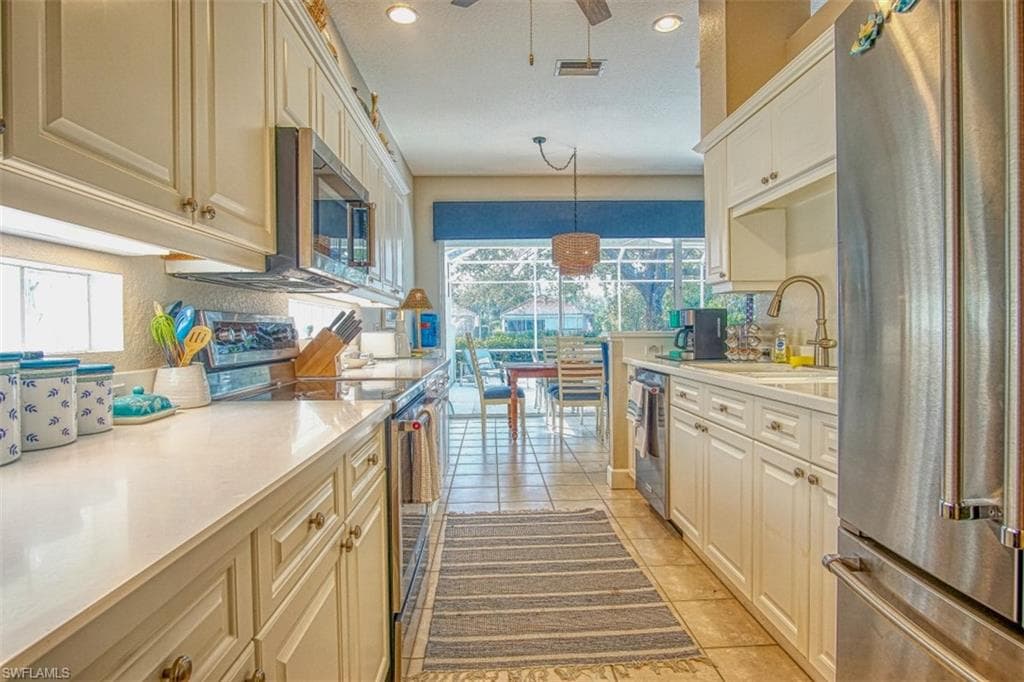 14563 Juniper Point Ln, Naples, FL 34110-12