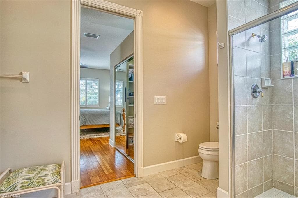 14563 Juniper Point Ln, Naples, FL 34110-16