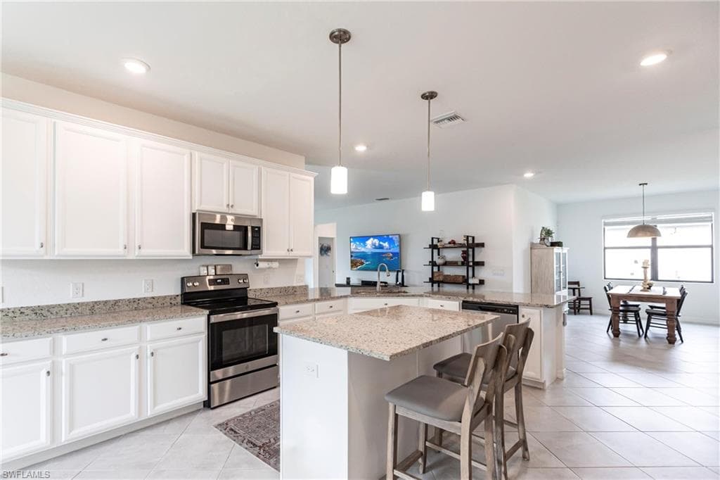 3413 Nombella Ct, Fort Myers, FL 33905-12