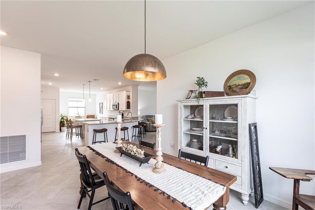 3413 Nombella Ct, Fort Myers, FL 33905-14