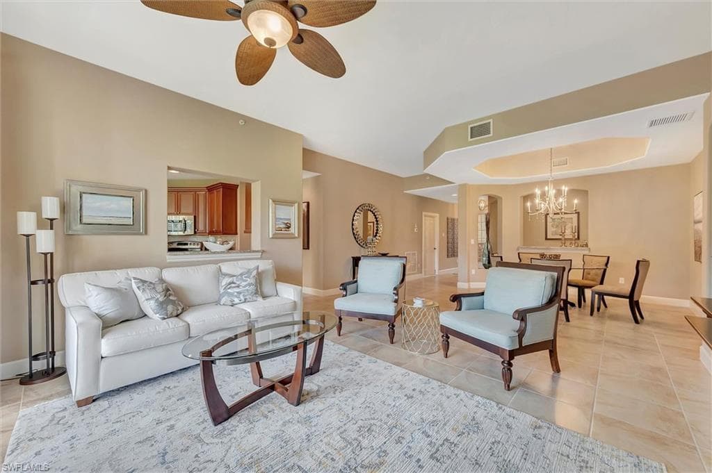 8026 Players Cove Dr 4, Naples, FL 34113-7