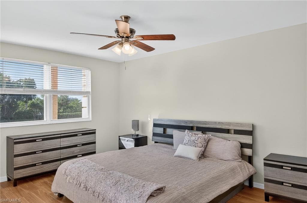 380 Horse Creek Dr 204, Naples, FL 34110-16