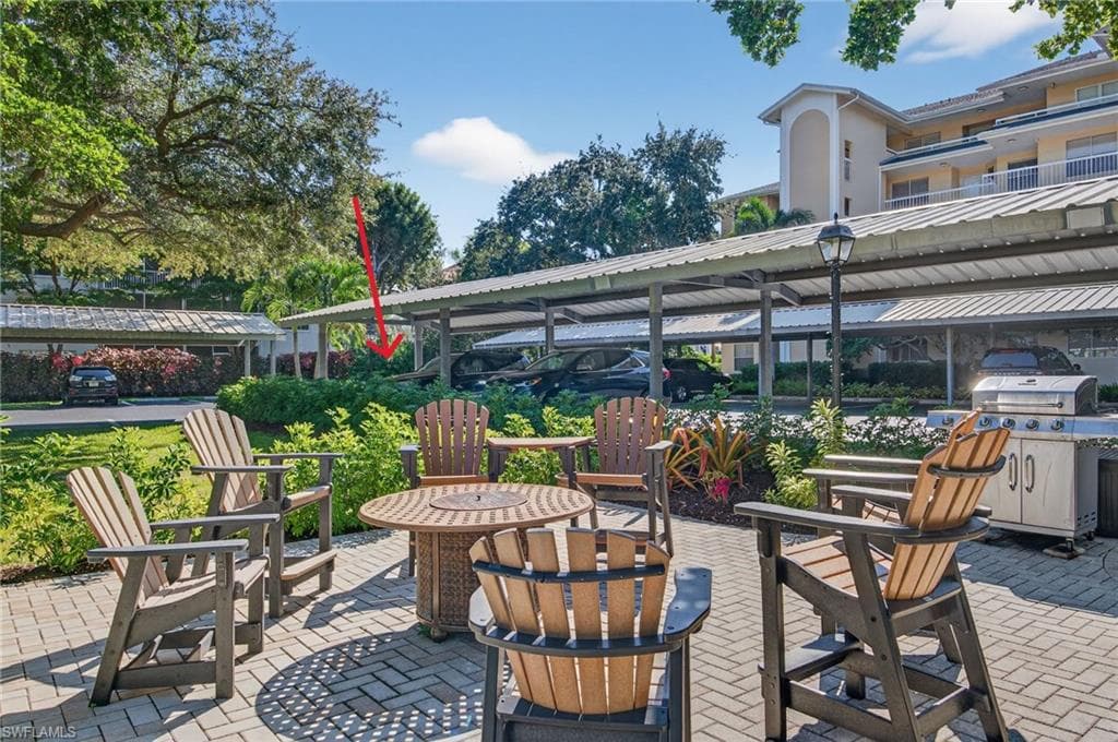 380 Horse Creek Dr 204, Naples, FL 34110-27