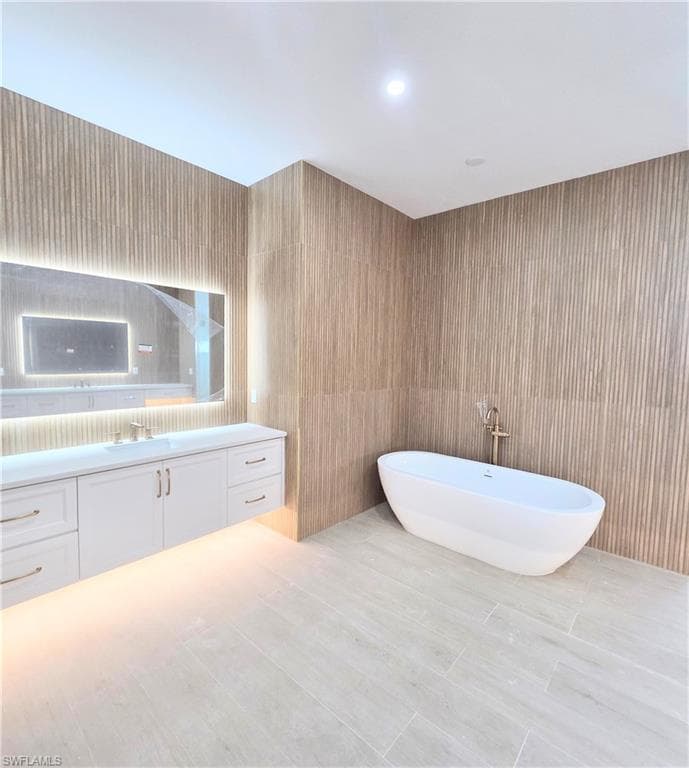 264 13 St NW, Naples, FL 34120-9