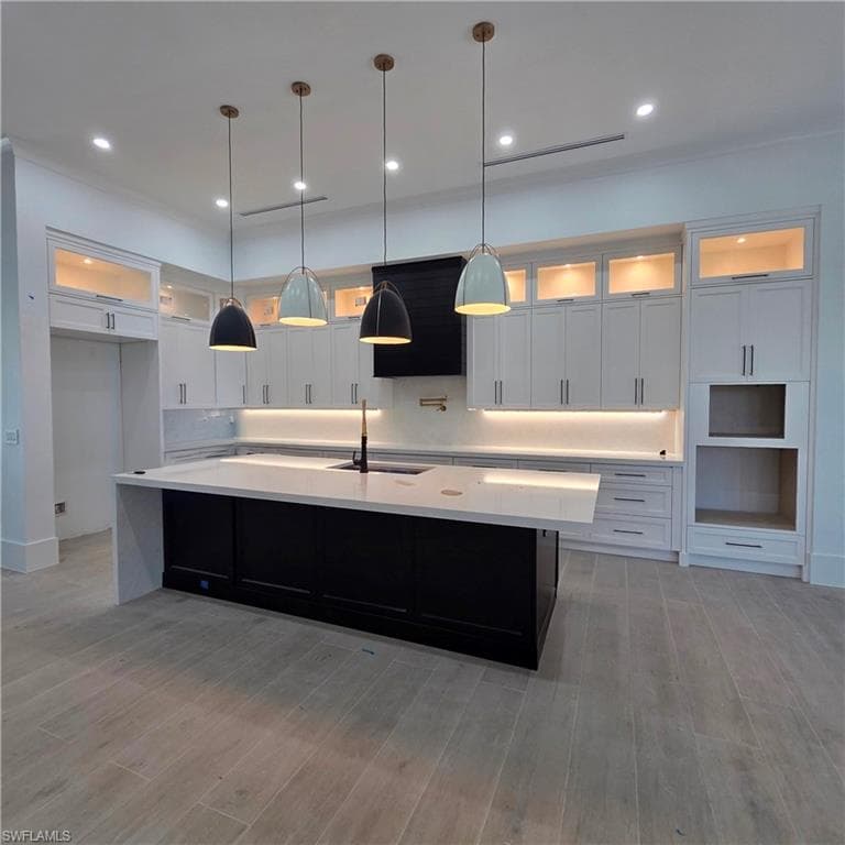 264 13 St NW, Naples, FL 34120-6