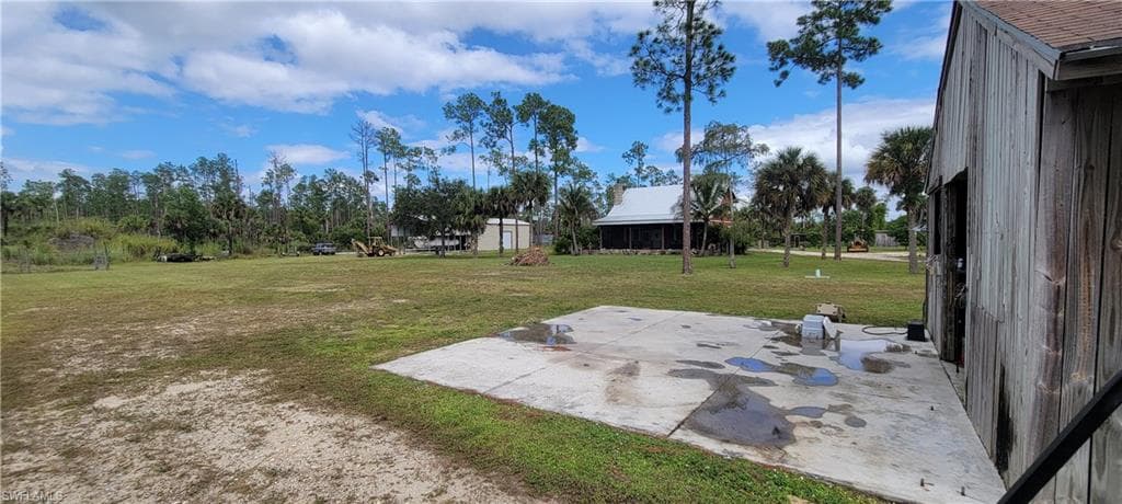 3909 14th Ave SE, Naples, FL 34117-26