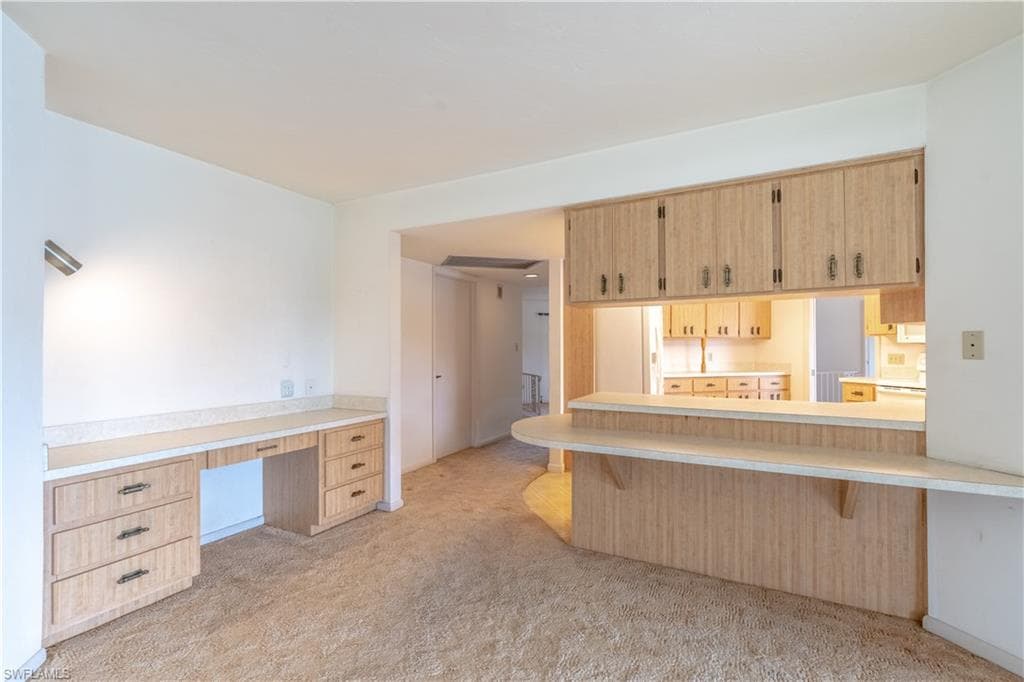 2353 Abbey Ct, Naples, FL 34112-16